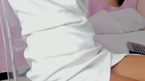  Hillary  online show from February 12, 2025, 4:23 am