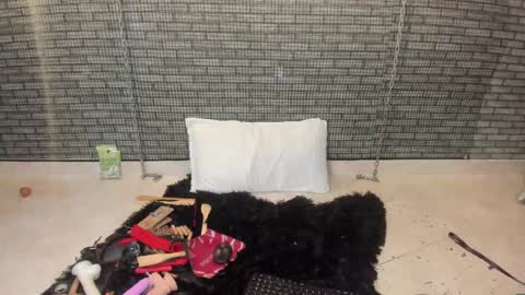 Hillary  online show from April 19, 2026, 6:10 pm