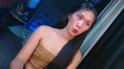 yuricah online show from January 16, 2025, 8:54 am