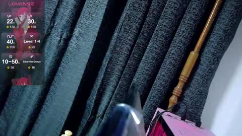 Inori Independent model online show from April 21, 2026, 12:01 am