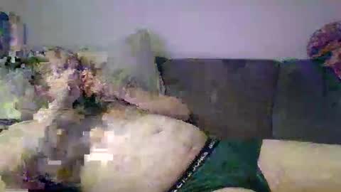 Himre online show from September 16, 2025, 5:58 pm