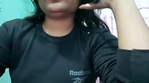 himuhimu22 online show from January 17, 2025, 2:28 pm