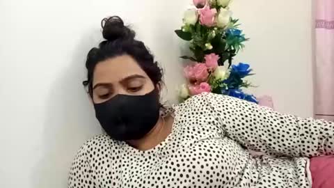 himuhimu22 online show from February 26, 2025, 11:26 pm