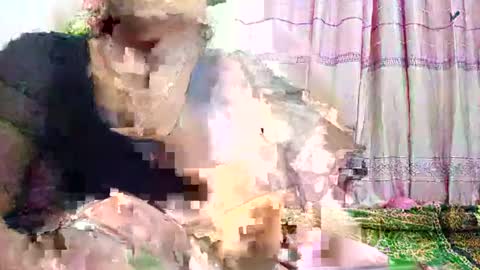 himuhimu22 online show from March 4, 2025, 11:43 pm