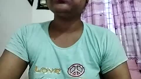 himuhimu22 online show from July 3, 2026, 10:32 am