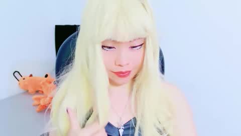 Hinata online show from March 28, 2026, 7:19 am