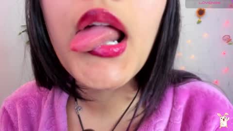 hinata online show from December 11, 2024, 7:25 pm