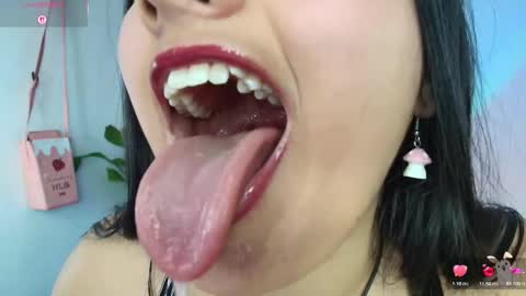 hinata online show from October 29, 2025, 9:05 pm