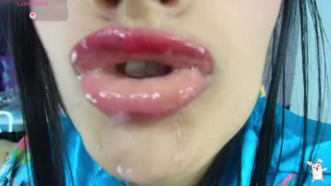 hinata online show from March 14, 2026, 4:01 pm