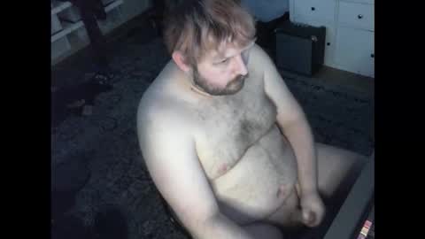 Snapshot of hipguy91 chatting on November 24, 2025, 7:35 pm hipguy91 online show from November 24, 2025, 7:35 pm