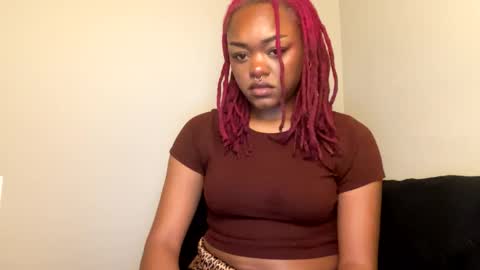 angelbabi online show from March 5, 2025, 6:23 am