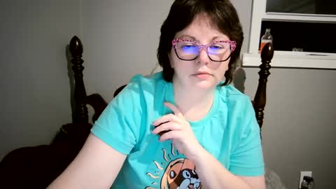 Bella online show from March 9, 2025, 12:42 am