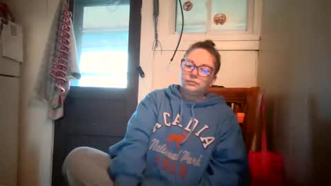 Bella online show from October 17, 2025, 12:08 pm