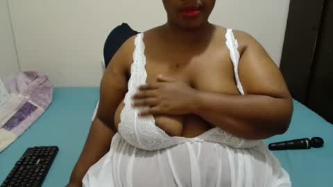 hips2sexy online show from December 27, 2024, 7:24 pm