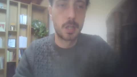 hitmenoww online show from February 27, 2026, 8:58 am