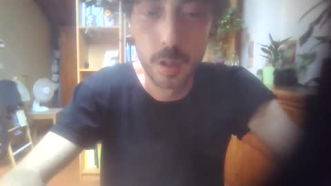 Snapshot of hitmenoww chatting on June 9, 2026, 1:01 pm hitmenoww online show from June 9, 2026, 1:01 pm