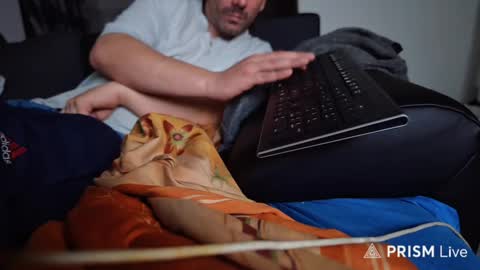 H online show from December 5, 2025, 6:33 am