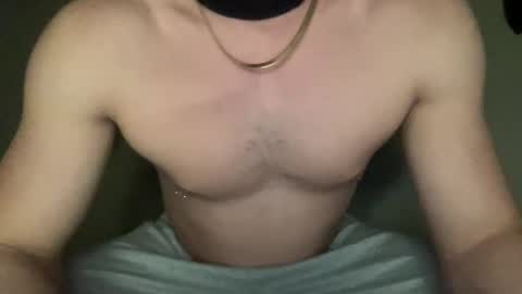 Hngitaltwnk online show from March 10, 2026, 2:27 am