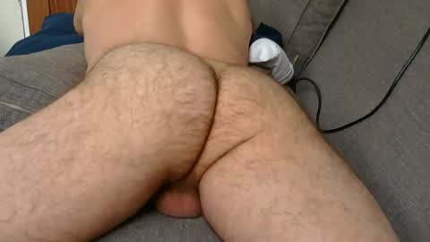 hockeyjock17 online show from April 25, 2026, 5:32 pm