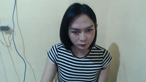 Snapshot of hoelykim chatting on April 6, 2026, 6:14 am Kim3 online show from April 6, 2026, 6:14 am