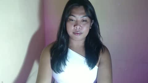 Layla3 online show from March 14, 2026, 11:43 pm