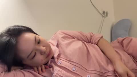 Snapshot of hola_sunflower chatting on October 14, 2025, 7:14 pm amy online show from October 14, 2025, 7:14 pm