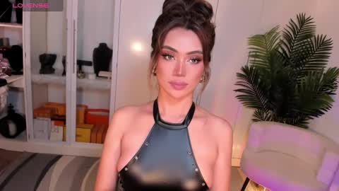 Ms. Laura online show from February 2, 2025, 10:17 pm