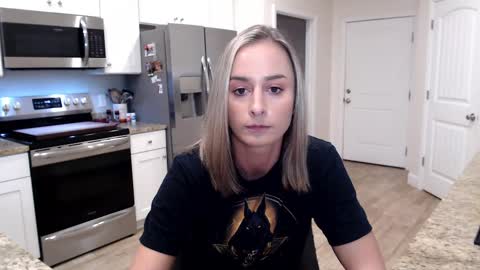 Holi Hurricane online show from February 14, 2025, 4:15 am