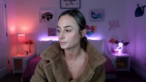 Holi Hurricane online show from March 11, 2025, 2:43 am