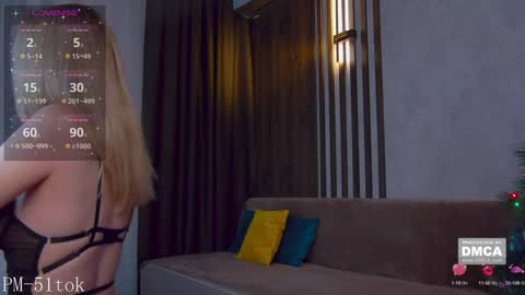 My social media links subscribe to support me  online show from January 3, 2025, 10:19 pm