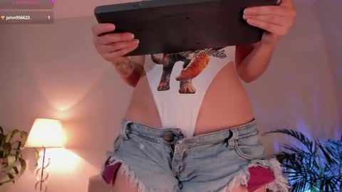 holly    online show from April 14, 2026, 3:12 am