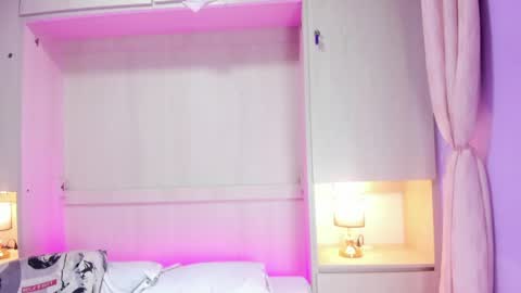 Sofia online show from April 15, 2026, 12:01 pm