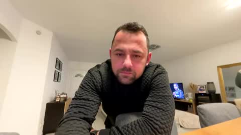 Snapshot of hollyandelon chatting on January 16, 2026, 2:15 am hollyandelon online show from January 16, 2026, 2:15 am