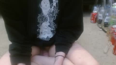 Holly Hawkes online show from October 7, 2025, 10:07 pm