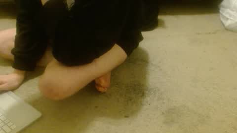 Holly Hawkes online show from October 15, 2025, 3:50 am