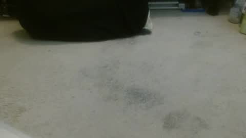 Holly Hawkes online show from April 20, 2026, 12:57 am