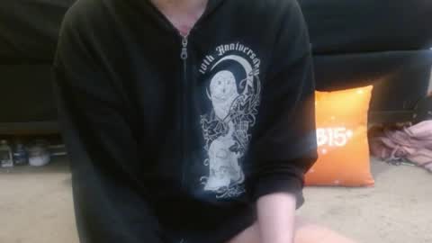 Snapshot of hollyhawkes chatting on April 25, 2026, 11:24 pm Holly Hawkes online show from April 25, 2026, 11:24 pm