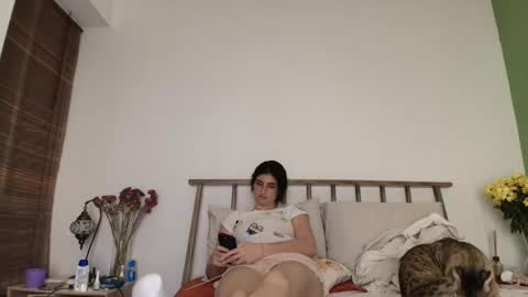 hollyshit_ online show from January 9, 2026, 11:50 pm