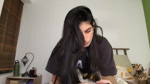 hollyshit_ online show from February 8, 2026, 12:36 am