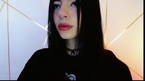 holly online show from February 24, 2025, 4:47 pm