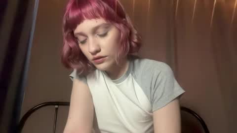Snapshot of hollyyypoly chatting on May 31, 2026, 12:34 pm hollyyypoly online show from May 31, 2026, 12:34 pm