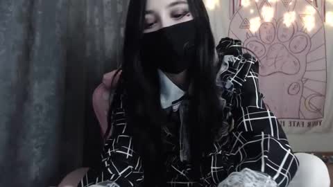 Ho Lee Sheet online show from February 14, 2025, 5:25 pm