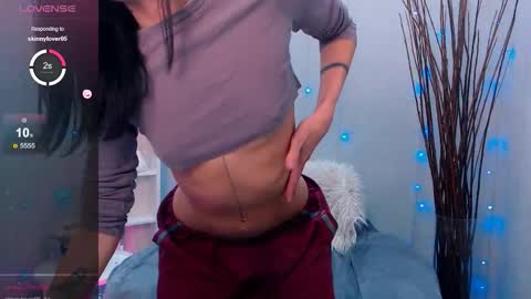 Holy girl online show from September 27, 2025, 2:05 am