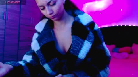 Juli online show from November 10, 2025, 3:38 am