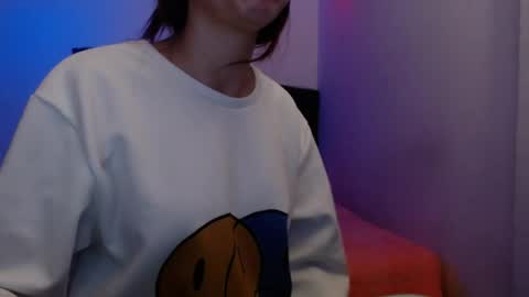 Juli online show from April 19, 2026, 1:38 am