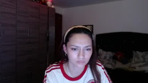 Snapshot of holy_julii chatting on June 24, 2026, 2:10 am holy_julii online show from June 24, 2026, 2:10 am