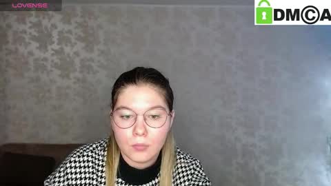 Welcome guys  Pleasure to see you all here  My name is MichaelaTip menu is active Private is open  online show from December 27, 2024, 6:24 am