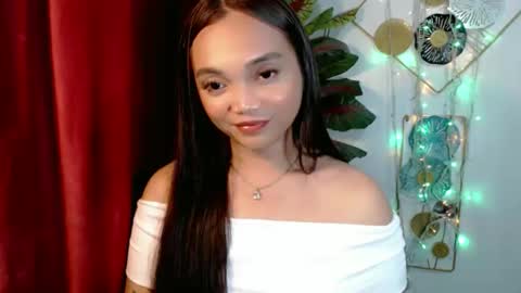 Bella online show from December 19, 2025, 1:01 am