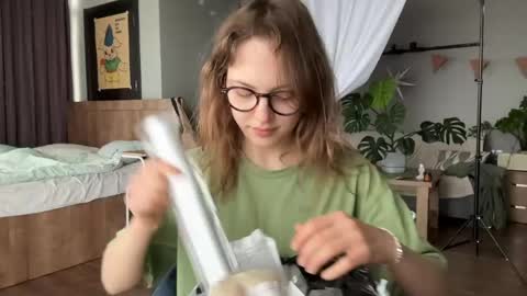 dori not holy get my tg channel with link from description under last photo online show from April 21, 2026, 10:32 am