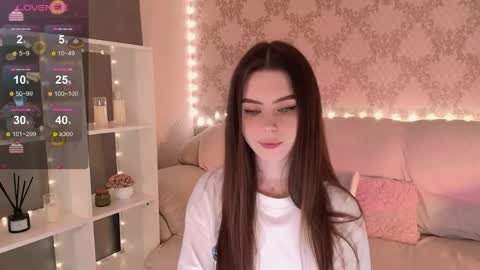 Snapshot of holymiax chatting on April 29, 2026, 3:43 am Mia online show from April 29, 2026, 3:43 am